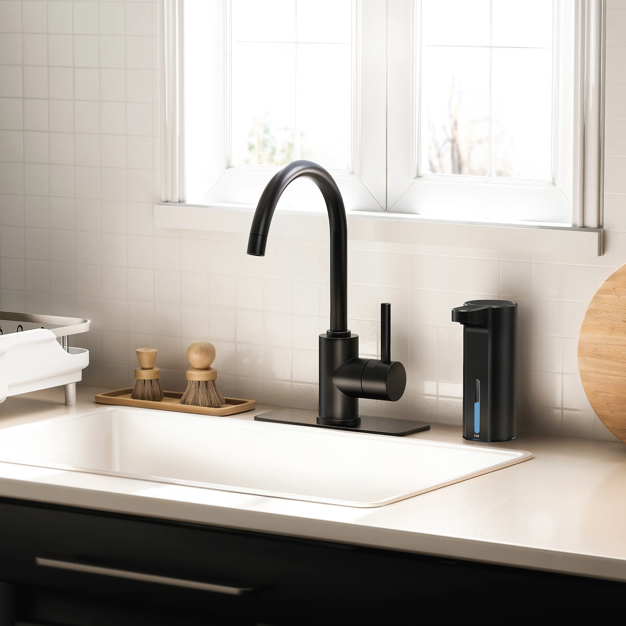 Aroma Smart Liquid Soap Dispenser - Matte Black - Image 3