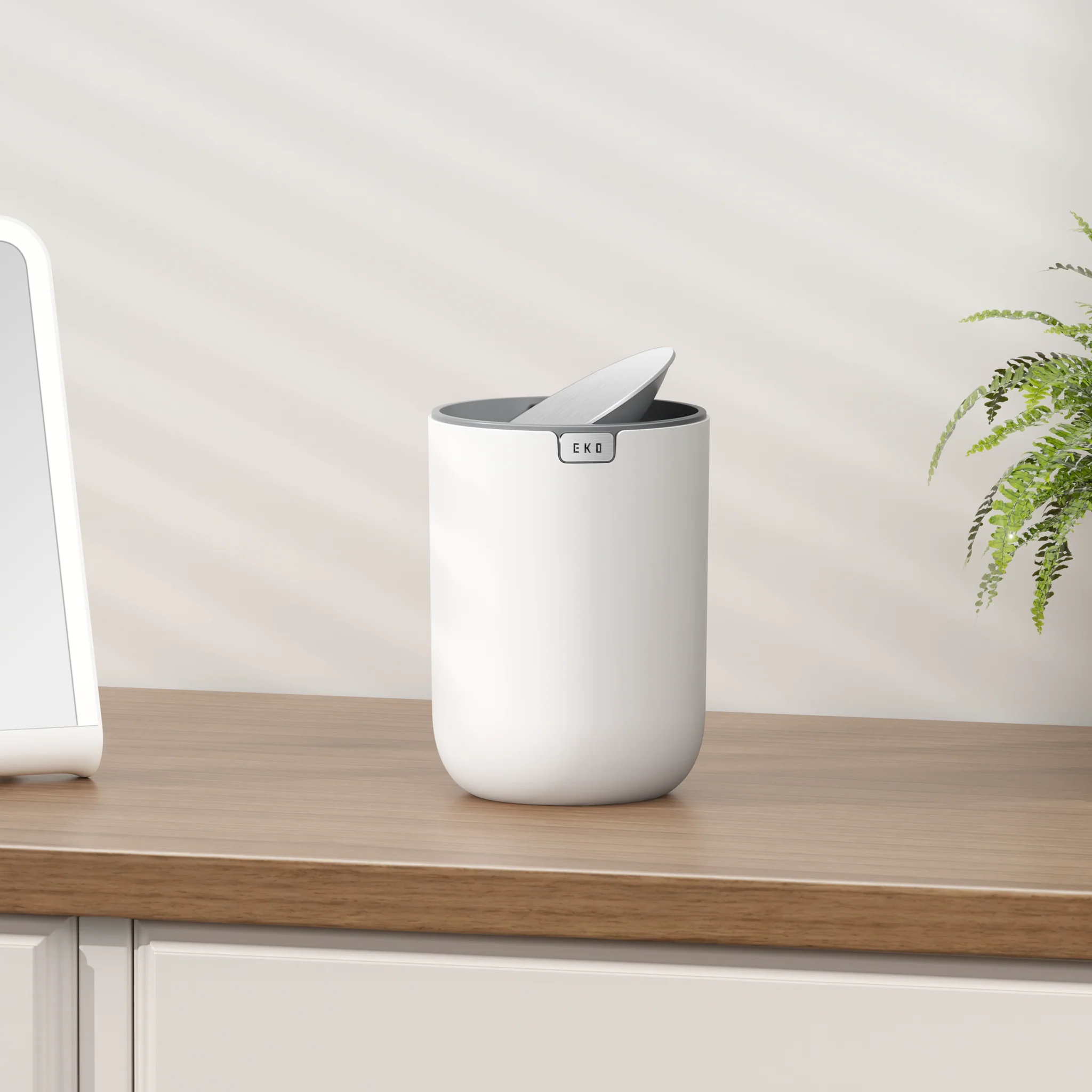 Fandy Table Bin with Swing-Top Lid - White 2.2L / 0.58 Gal - Image 2